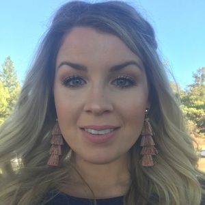 Meet your Posher, Amy